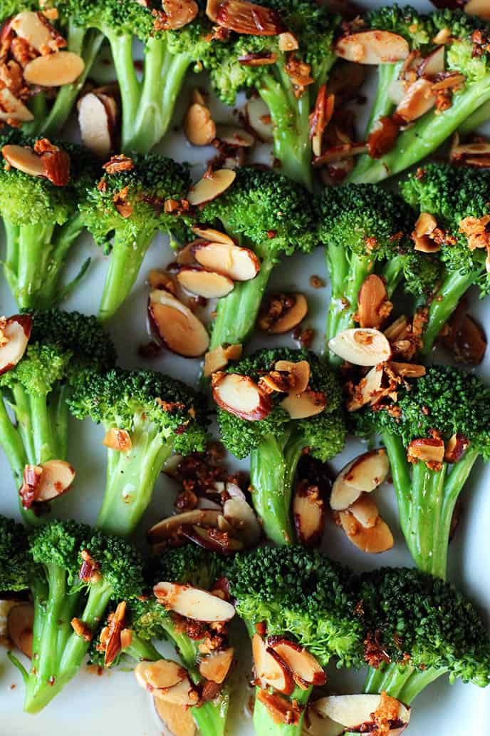 Broccoli Almondine - Hands down this is the EASIEST (and most delicious) way to serve steamed broccoli. #vegan #thanksgiving #sidedish - ilovevegan.com