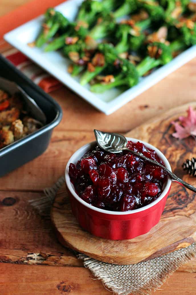 Classic Cranberry Sauce - There's no need to buy canned cranberry sauce with this super easy recipe requiring only 3 ingredients and 10 minutes of active cooking time. - ilovevegan.com