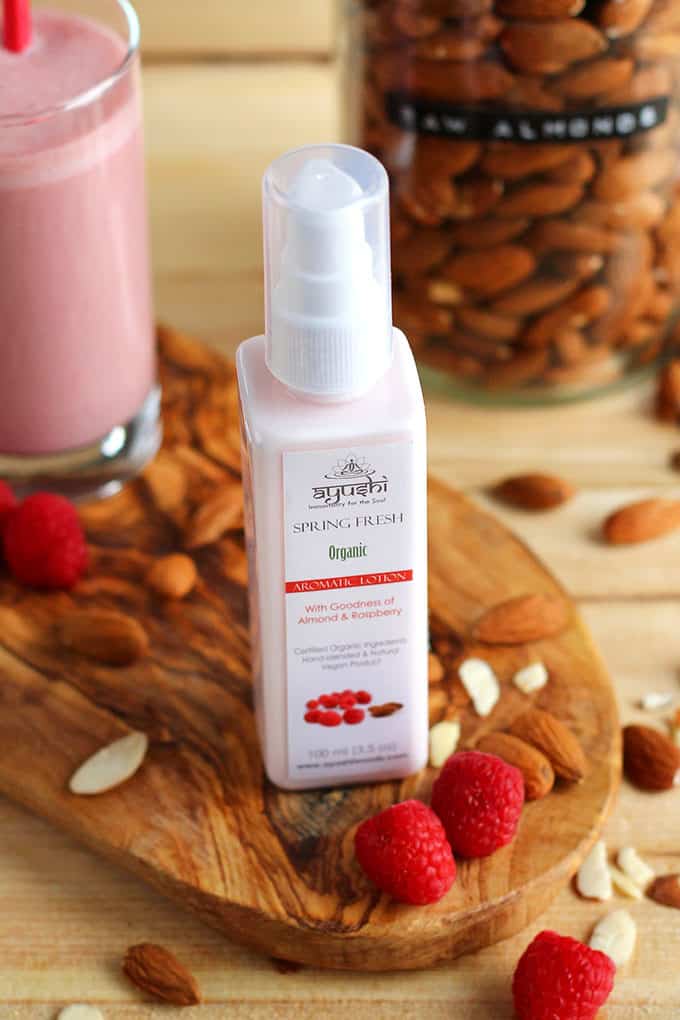 @AyushiWoods Organic Facial Glow Lotion with Raspberry & Almond- ilovevegan.com #vegan #organic #beauty #skincare