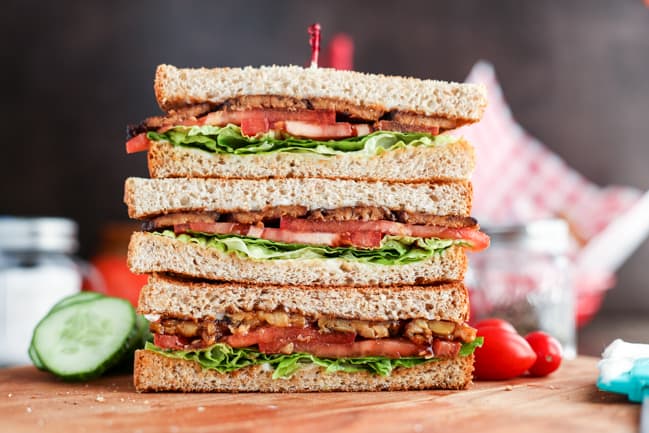 TLT: Tempeh Bacon, Lettuce and Tomato Sandwich - ilovevegan.com