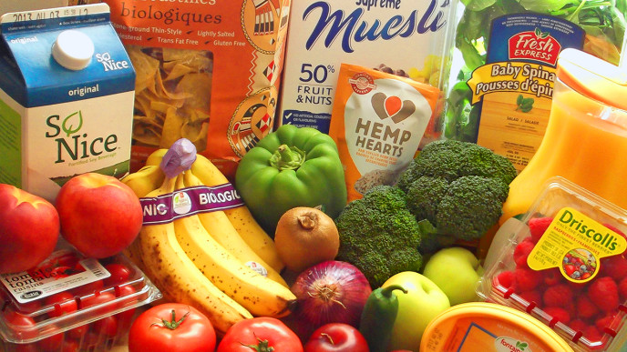 The Basics of Veganism Part 4: Building a Healthy Vegan Grocery List - A helpful guide to healthy grocery shopping | www.ilovevegan.com The Basics of Veganism Part 4: Building a Healthy Vegan Grocery List - A helpful guide to healthy grocery shopping | www.ilovevegan.com