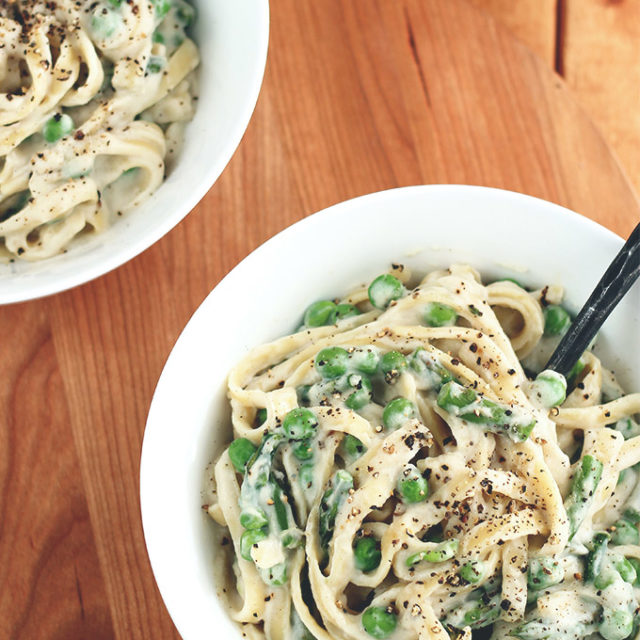 Vegan Garlic Alfredo with Peas & Asparagus - ilovevegan.com