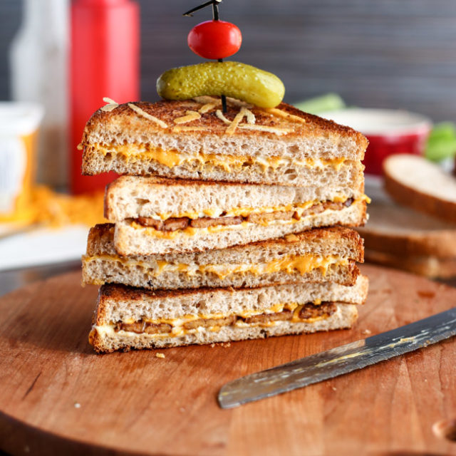 How to Make a Vegan Grilled Cheese - ilovevegan.com