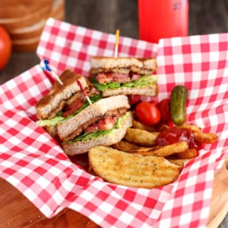 TLT: Tempeh Bacon Lettuce and Tomato Sandwich - ilovevegan.com